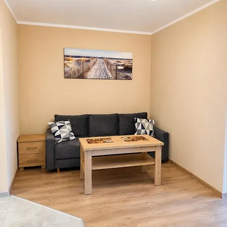 107 Claudia Polonia Apartment *